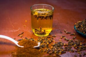 Clove Water Benefits for Women: More Than Just a Trend - StylePersuit